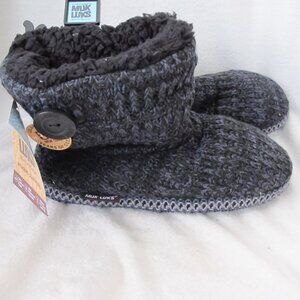 NWT - Muk Luks Bootie Slippers